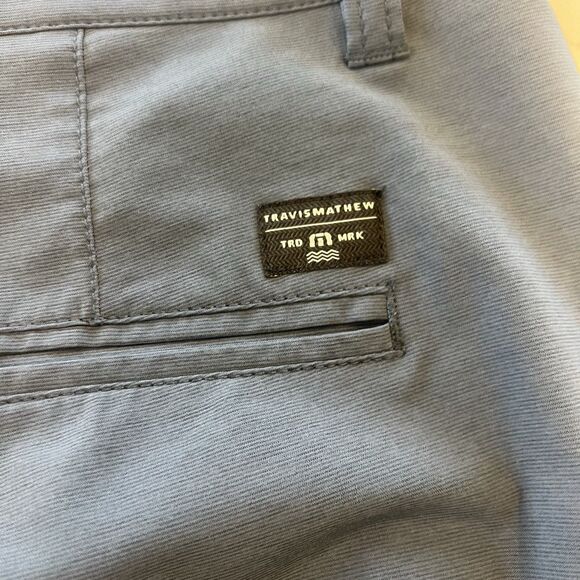 Travis Mathew Golf Shorts Blue Size 40 - Picture 1 of 7